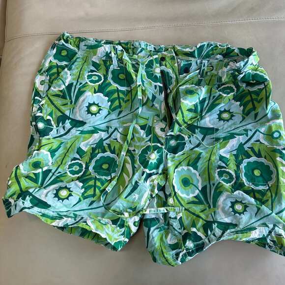 Relwen men's trunks in green/blue/white floral pattern.Size 38